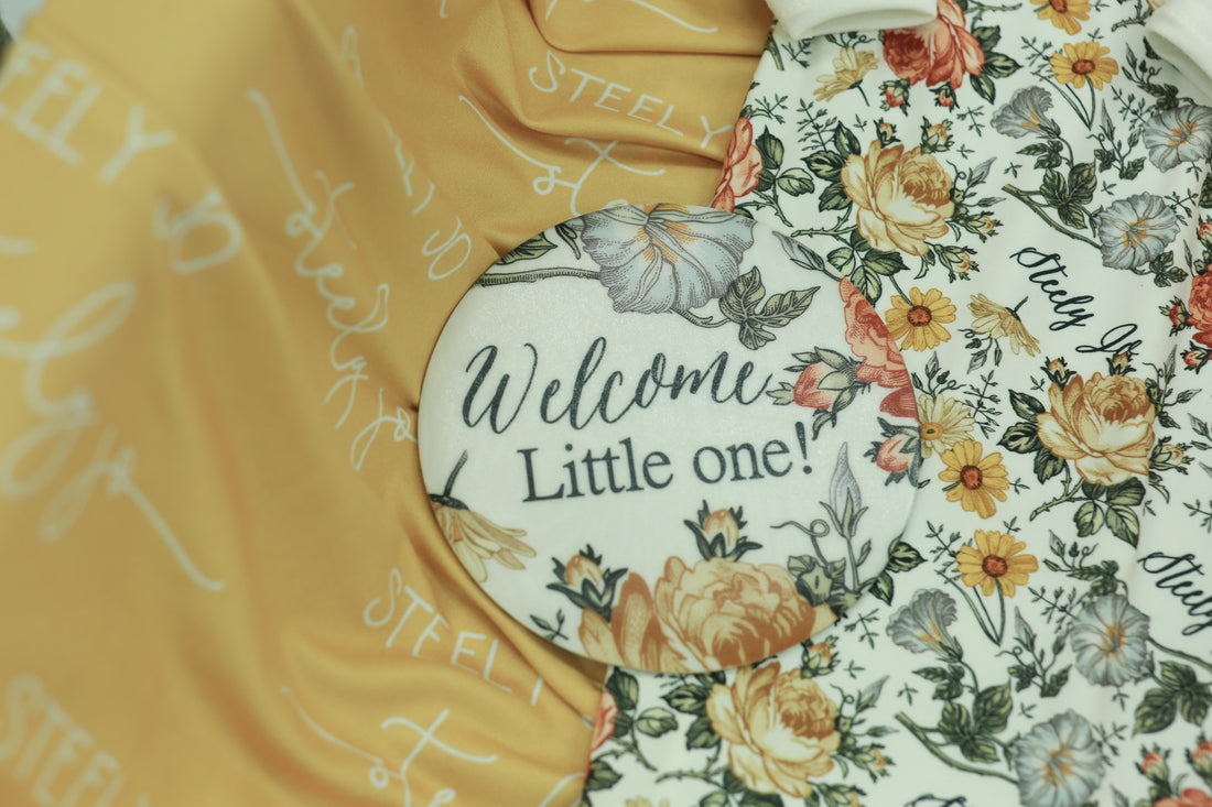 Emily Floral Round Announcement Disk