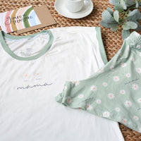 Mothers Day Pajamas - Personalized Mom Pajama Set with Daisy Print & Soft Breathable Fabric