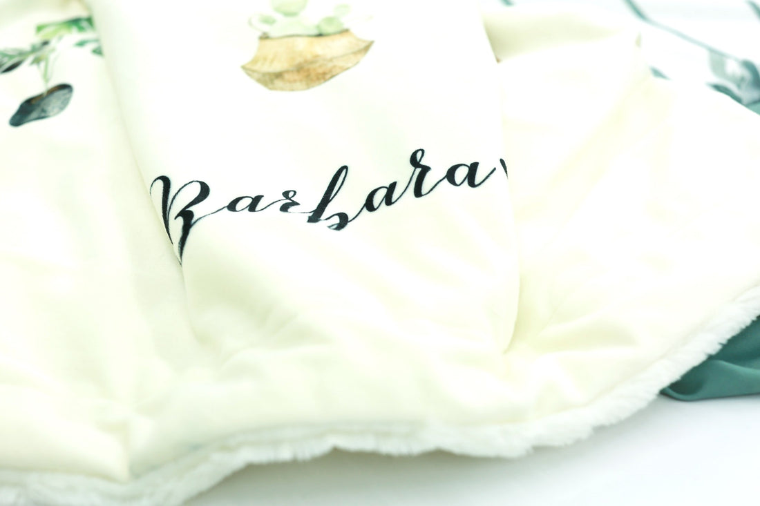 Green Thumb Mom Blanket –Plant Lover  Personalized Cozy Snuggle Throw with Custom Name