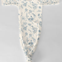 Personalized Baby Gift Set – Vintage Floral Baby Gown, Swaddle Blanket & Name Announcement Disk