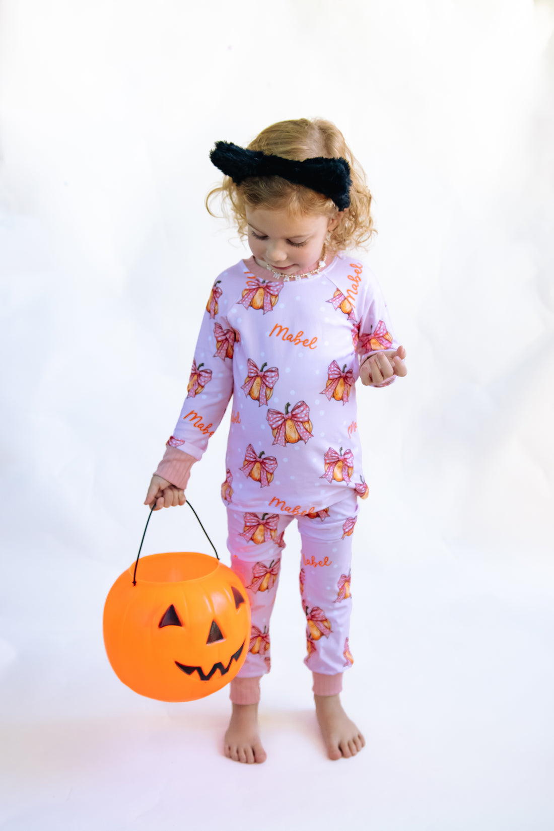 Halloween Pajamas Girls - Personalized Pumpkin Print PJs With Pink Bows