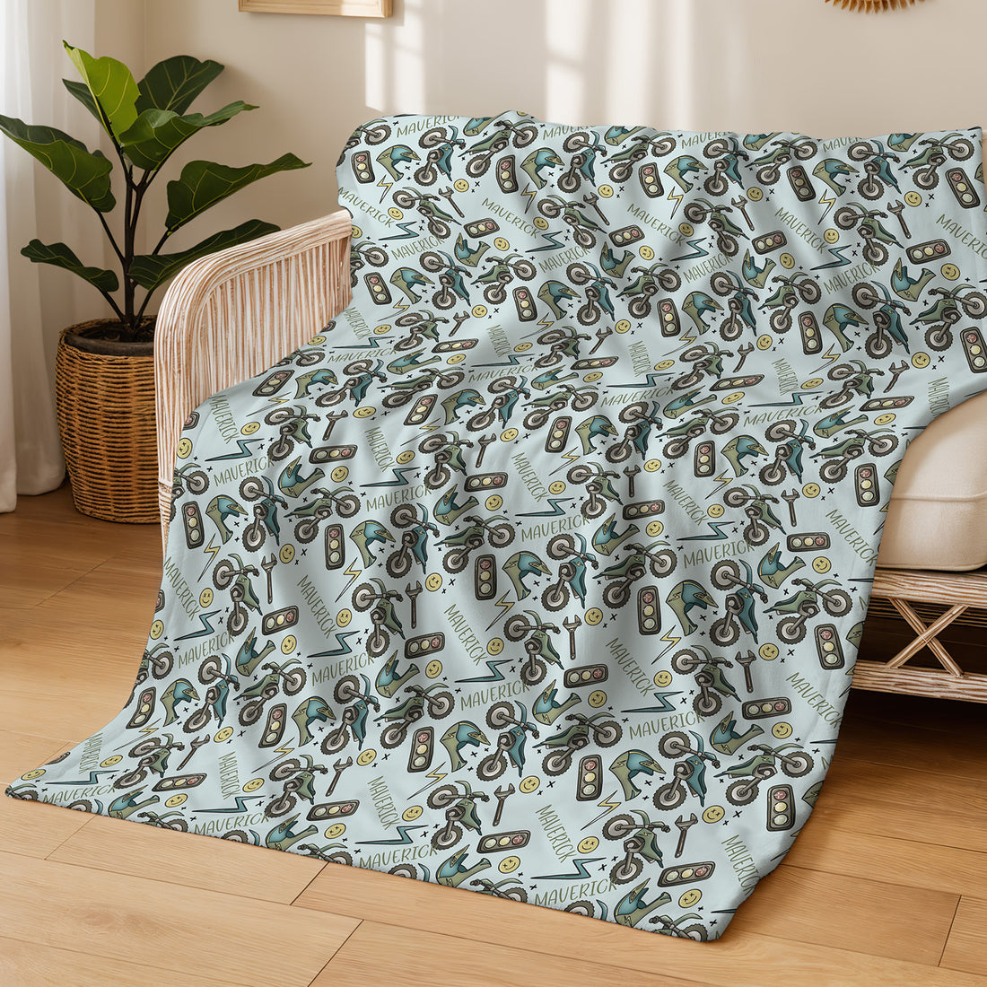 Minky Toddler Blanket – Personalized Double Sided Blanket With Cozy Plush Fabric