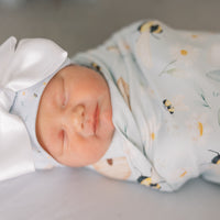 Bee's Knees Stretchy Swaddle