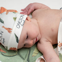 Geoffrey the Giraffe Knotted Baby Gown