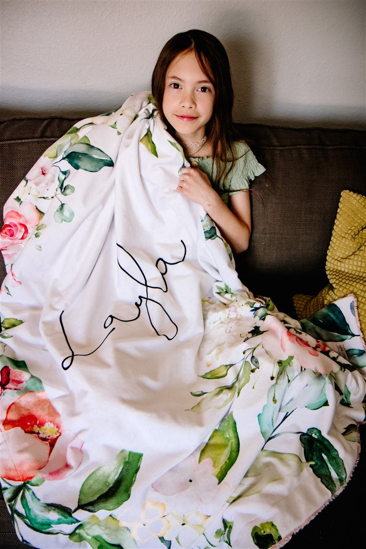 Rosie Posie Minky Deluxe Throw