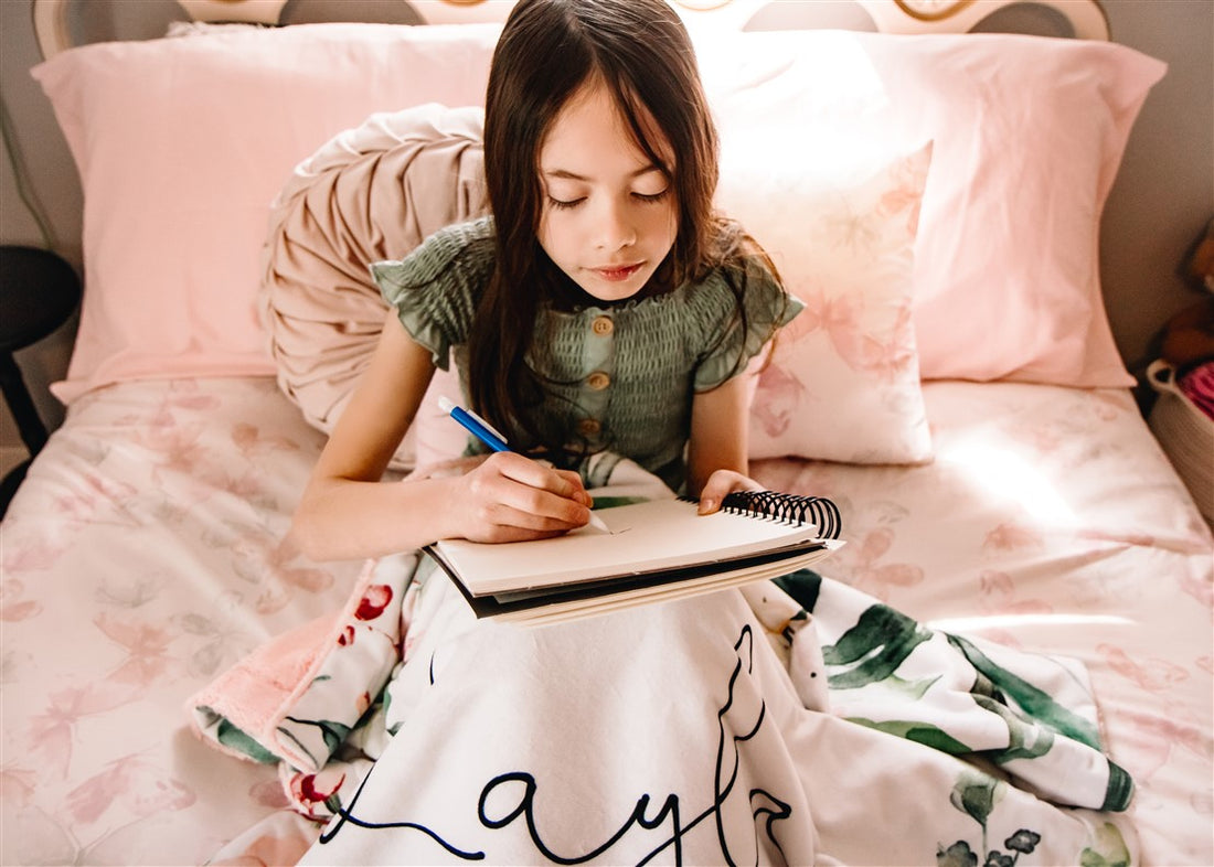 Rosie Posie Minky Deluxe Throw