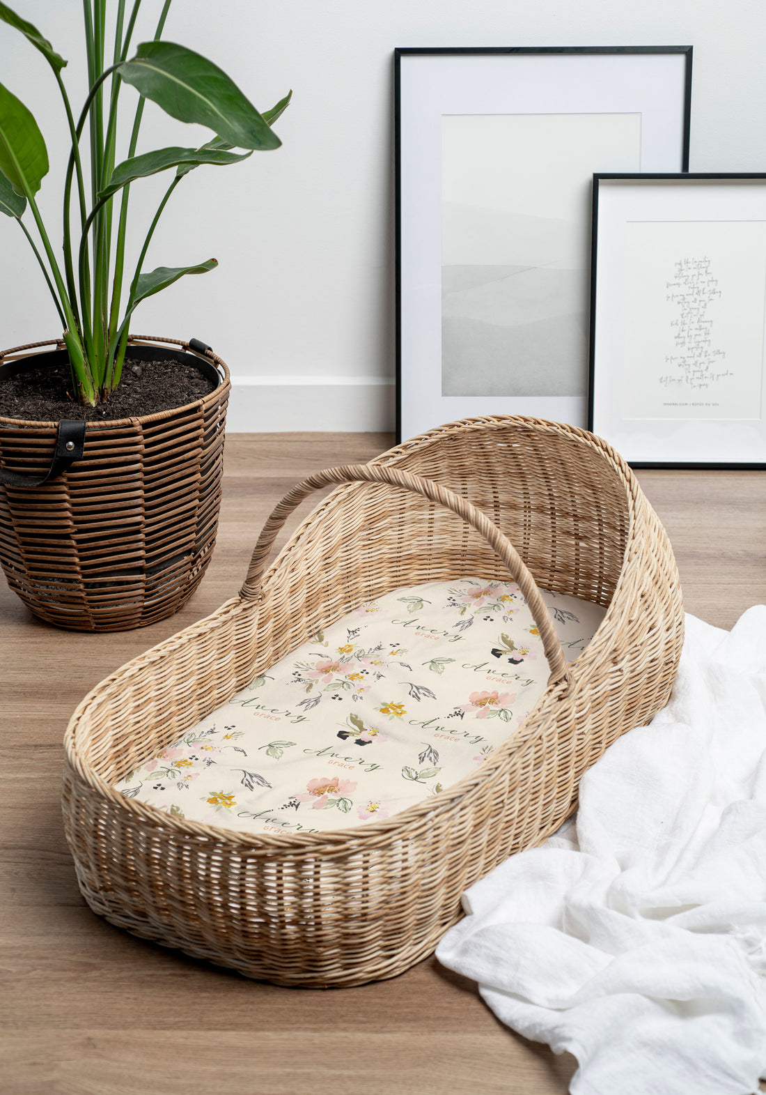 Sidney Alexandra Bassinet Sheet
