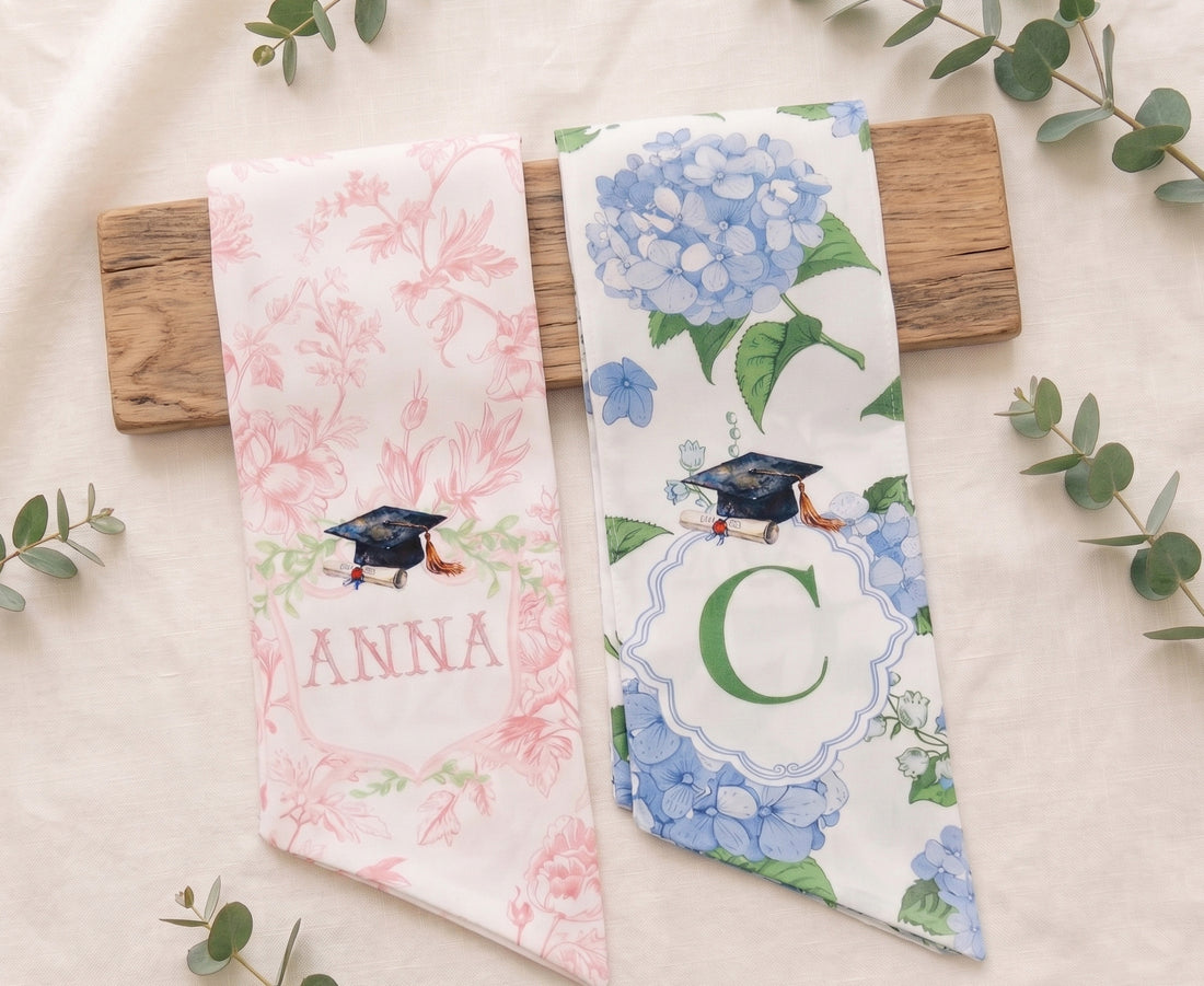 Personalized Graduation Wreath Sash Bow – Custom School Colors Class of 2026