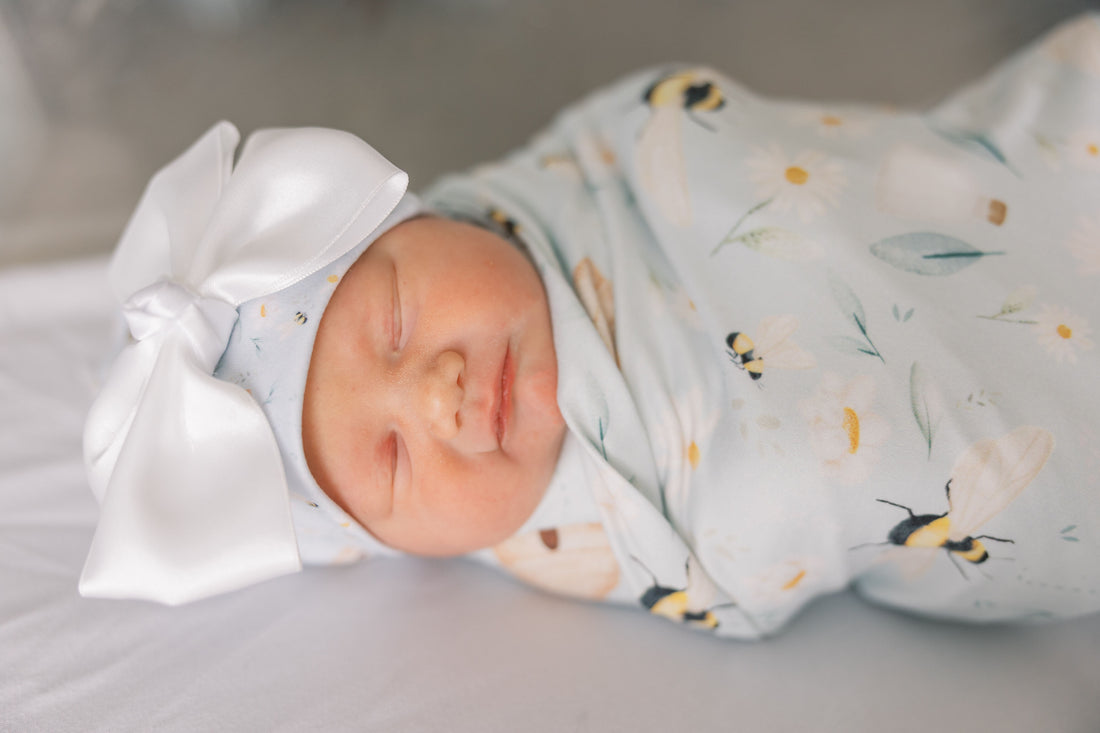 Bee's Knees Stretchy Swaddle